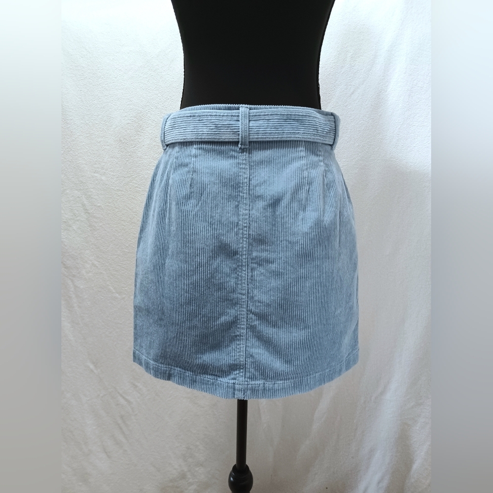 NWT LOFT Belted Corduroy Pocket Skirt Size 6P In Hazy Skies Color - Picture 5 of 7